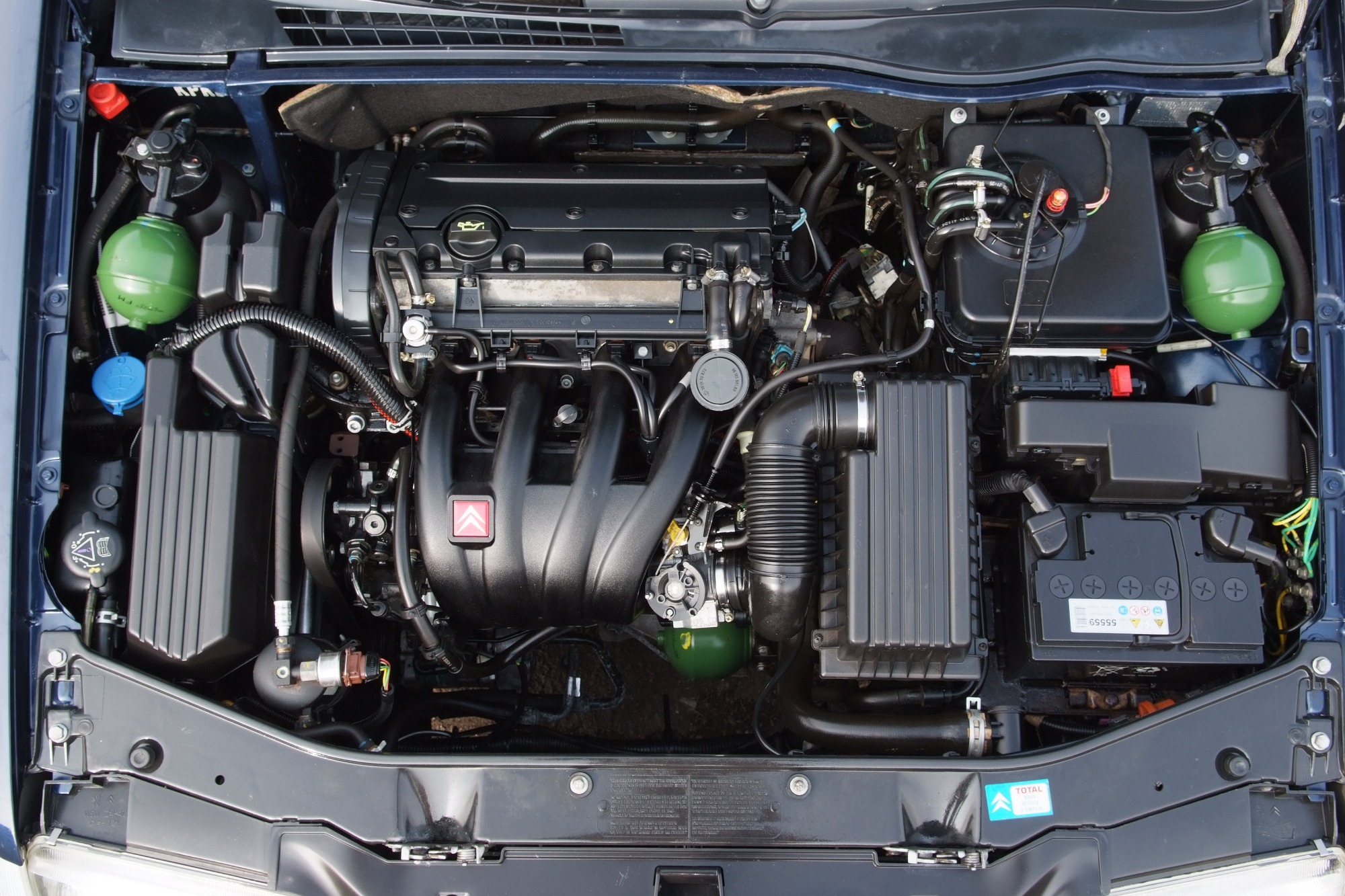 le-moteur-2-0-16v-des-xantia-activa-activa-club